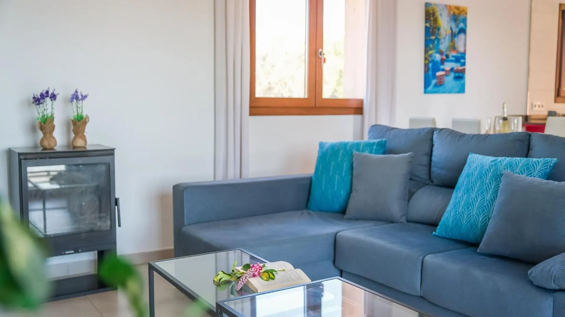 2-Bedroom Country House In Buger Holiday home
